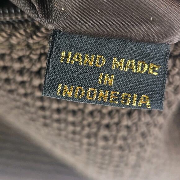 The Sak Chocolate Brown Crochet Shoulder Bag Zip Top Zip Pockets Boho Y2K Small - Picture 12 of 13